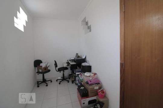 Escritório de casa para alugar com 4 quartos, 340m² em Jardim Anália Franco, São Paulo