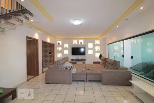 Casa para alugar com 4 quartos, 340m² em Jardim Anália Franco, São Paulo