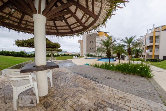 Piscina de apartamento para alugar com 2 quartos, 60m² em Ingleses do Rio Vermelho, Florianópolis