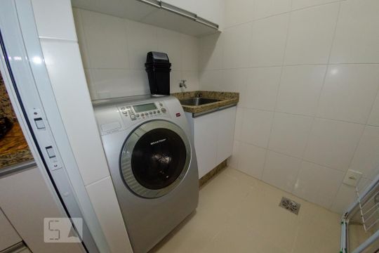 Área de serviço de apartamento para alugar com 2 quartos, 60m² em Ingleses do Rio Vermelho, Florianópolis