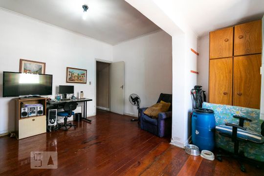 Suíte 1 de casa à venda com 3 quartos, 250m² em Tatuapé, São Paulo