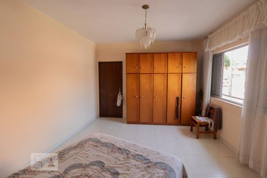 Dormitório 1 de casa à venda com 3 quartos, 120m² em Jardim Marisa, São Paulo