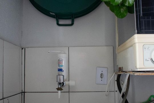 Área de Serviço de apartamento para alugar com 2 quartos, 43m² em Vila Nova, Porto Alegre