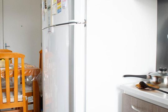 Cozinha de apartamento para alugar com 2 quartos, 43m² em Vila Nova, Porto Alegre