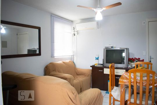 Sala de Estar de apartamento para alugar com 2 quartos, 43m² em Vila Nova, Porto Alegre