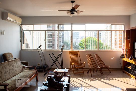 Sala de apartamento para alugar com 4 quartos, 167m² em Tijuca, Rio de Janeiro
