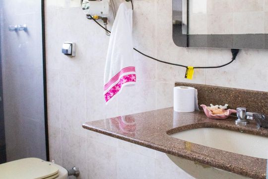 Banheiro Social  de apartamento para alugar com 4 quartos, 167m² em Tijuca, Rio de Janeiro