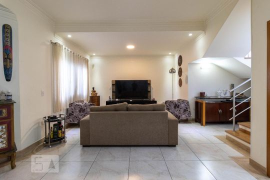 Sala de Estar de casa à venda com 6 quartos, 400m² em Santa Teresinha, São Paulo