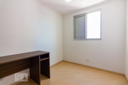 Quarto de apartamento para alugar com 2 quartos, 60m² em Continental, Osasco