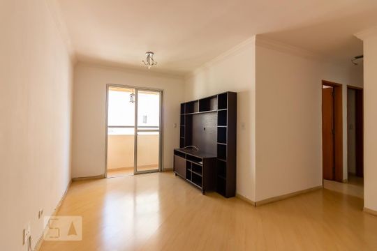 Sala de apartamento para alugar com 2 quartos, 60m² em Continental, Osasco