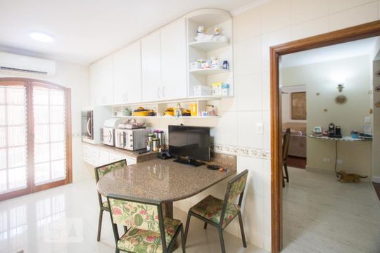 Cozinha de casa à venda com 3 quartos, 410m² em Chácara Santo Antônio (zona Sul), São Paulo