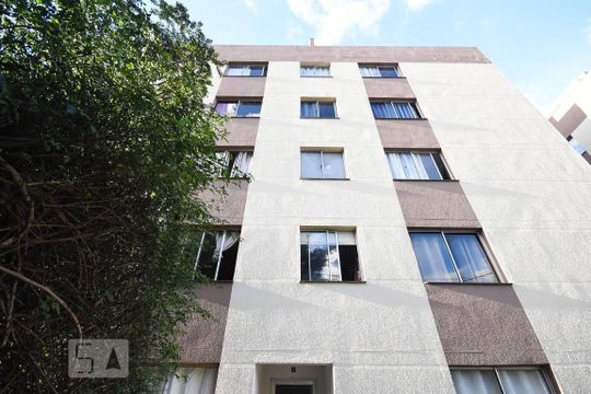 Fachada de apartamento à venda com 2 quartos, 50m² em Super Quadra Morumbi, São Paulo