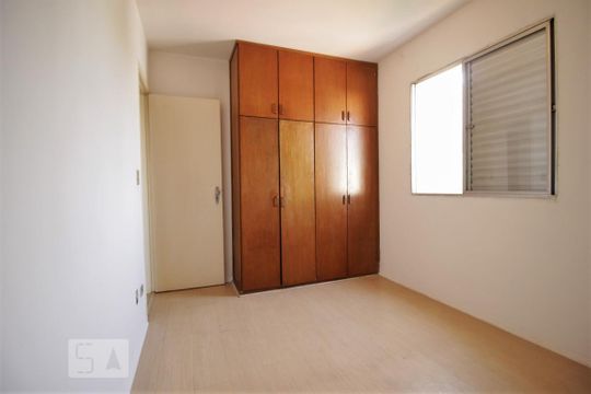 Quarto 2 de apartamento para alugar com 2 quartos, 56m² em Vila Andrade, São Paulo