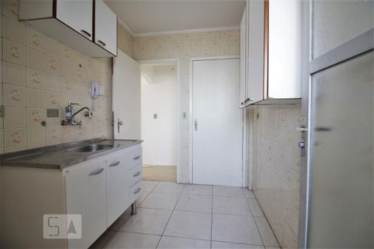 Cozinha de apartamento para alugar com 2 quartos, 56m² em Vila Andrade, São Paulo