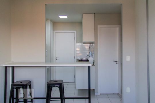 Sala/Quarto de kitnet/studio para alugar com 1 quarto, 25m² em Iguatemi, Ribeirão Preto