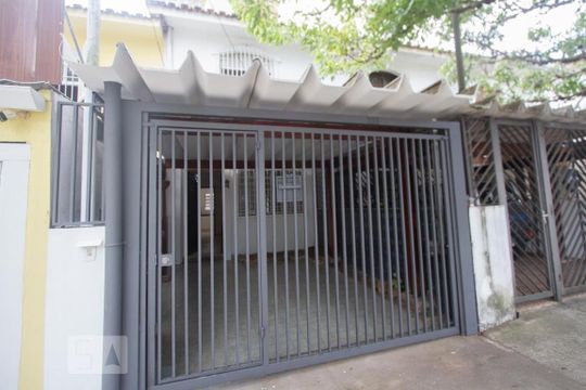 Fachada de casa para alugar com 2 quartos, 115m² em Alto da Boa Vista, São Paulo