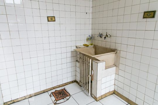 Área de Serviço de casa à venda com 1 quarto, 120m² em Vila Fidalgo, São Paulo