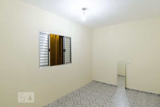 Apartamento para alugar com 1 quarto, 60m² em Piraporinha, Diadema