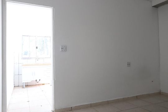Sala de kitnet/studio para alugar com 1 quarto, 40m² em Vila Mogi Moderno, Mogi das Cruzes