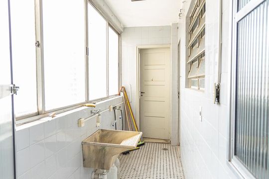 Área Serviço de apartamento à venda com 3 quartos, 190m² em Barra Funda, São Paulo