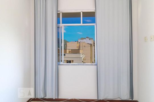 Quarto de apartamento à venda com 2 quartos, 70m² em Vila Isabel, Rio de Janeiro
