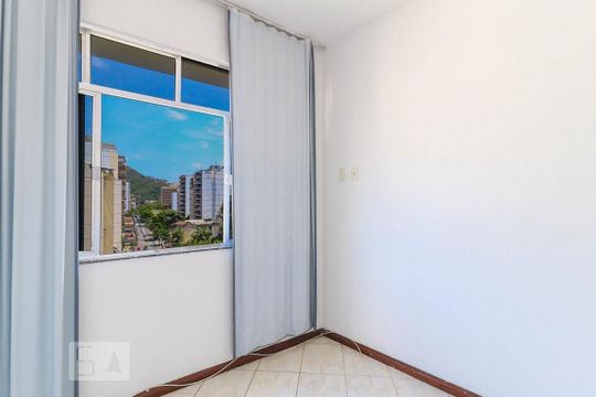 Quarto de apartamento à venda com 2 quartos, 70m² em Vila Isabel, Rio de Janeiro
