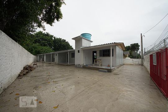 Condomínio de casa para alugar com 8 quartos, 160m² em Santos Dumont, São Leopoldo