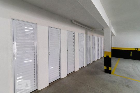 Garagem - Depósito Individual de casa de condomínio para alugar com 2 quartos, 50m² em Vila Isolina Mazzei, São Paulo