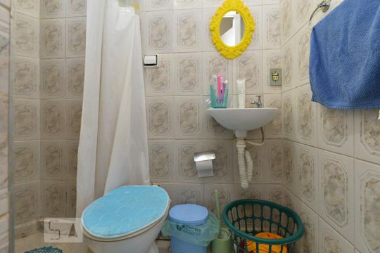 Banheiro de Serviço de apartamento à venda com 2 quartos, 100m² em Campos Elíseos, São Paulo