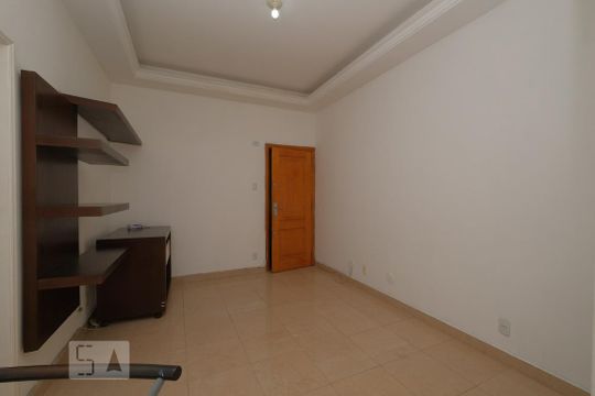 Sala de apartamento para alugar com 1 quarto, 40m² em Tijuca, Rio de Janeiro