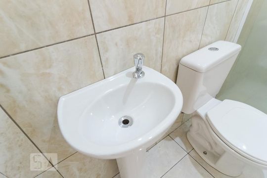Banheiro Social de casa para alugar com 1 quarto, 60m² em Americanópolis, São Paulo