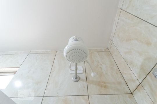 Banheiro Social de casa para alugar com 1 quarto, 60m² em Americanópolis, São Paulo