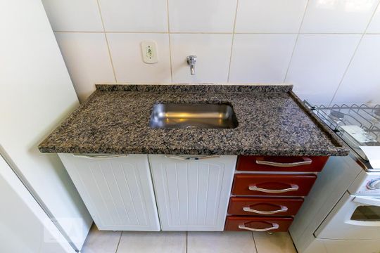 Cozinha de kitnet/studio para alugar com 1 quarto, 30m² em Cidade Universitária, Campinas