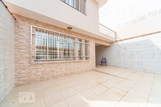 Garagem de casa à venda com 5 quartos, 200m² em Vila Camilópolis, Santo André