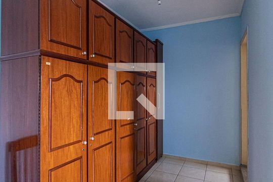 Suite de casa à venda com 3 quartos, 243m² em Penha de França, São Paulo
