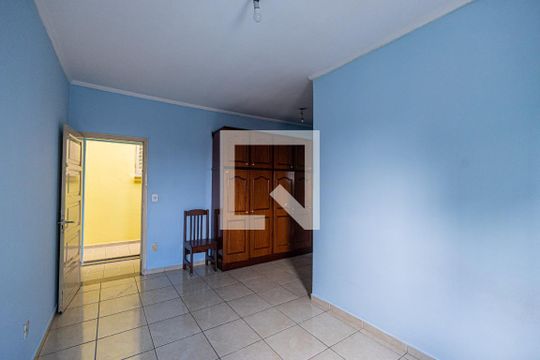 Suite de casa à venda com 3 quartos, 243m² em Penha de França, São Paulo