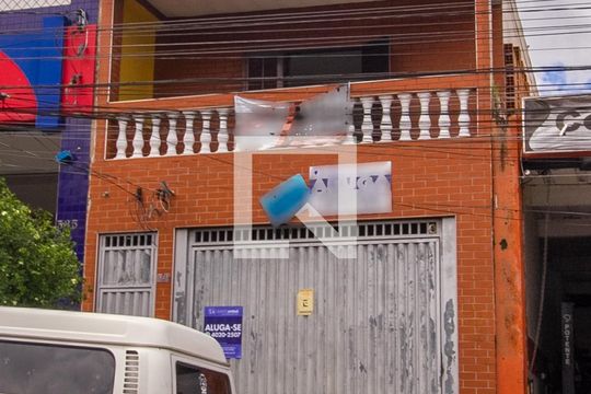 Fachada de casa para alugar com 3 quartos, 240m² em Cidade São Mateus, São Paulo