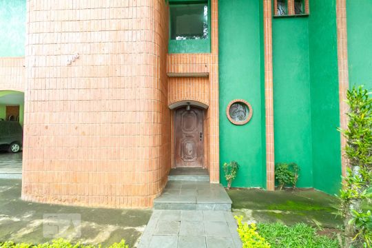 Entrada social de casa à venda com 4 quartos, 570m² em Parque dos Passaros, São Bernardo do Campo