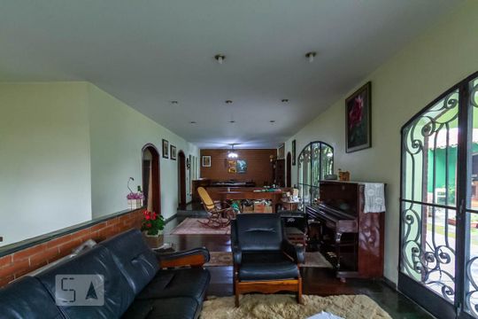Sala de casa à venda com 4 quartos, 570m² em Parque dos Passaros, São Bernardo do Campo