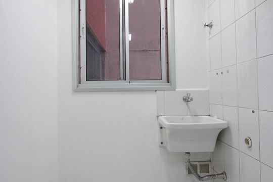 Área de Serviço de apartamento para alugar com 2 quartos, 55m² em Conceição, Diadema