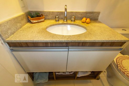 Banheiro de apartamento à venda com 1 quarto, 50m² em Mooca, São Paulo