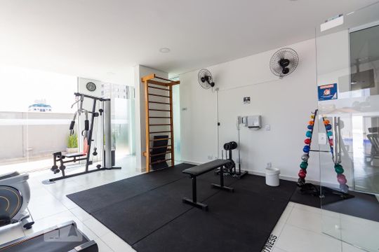 Academia de apartamento para alugar com 2 quartos, 43m² em Km 18, Osasco