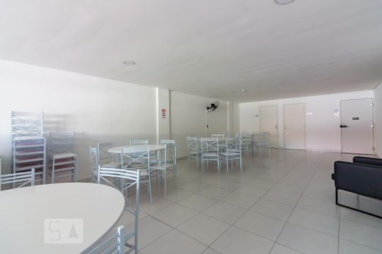 Salão de Festas de apartamento para alugar com 2 quartos, 43m² em Km 18, Osasco