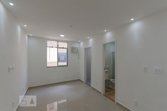 Kitnet/Studio para alugar com 1 quarto, 26m² em Tijuca, Rio de Janeiro
