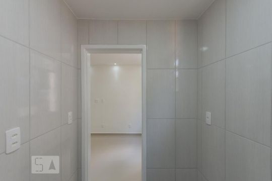 Cozinha de kitnet/studio para alugar com 1 quarto, 26m² em Tijuca, Rio de Janeiro