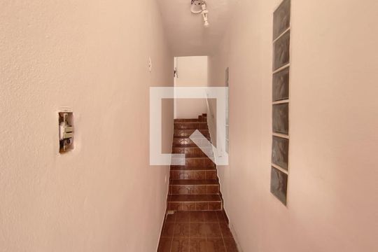 Escada Entrada Casa de casa à venda com 2 quartos, 80m² em Vila Guilhermina, São Paulo