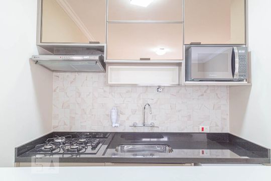 Cozinha de apartamento à venda com 1 quarto, 32m² em Vila Buarque, São Paulo