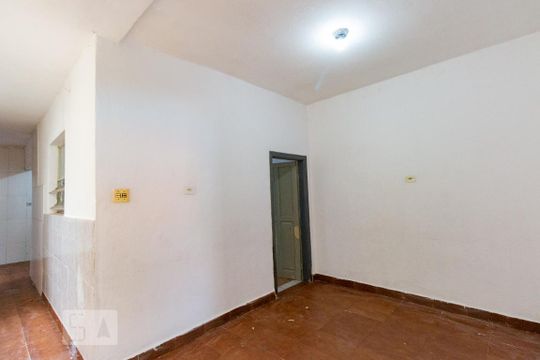 Sala de casa para alugar com 2 quartos, 60m² em Vila Paulistania, São Paulo