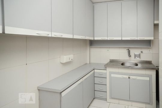 Cozinha de apartamento à venda com 2 quartos, 50m² em Engenho de Dentro, Rio de Janeiro