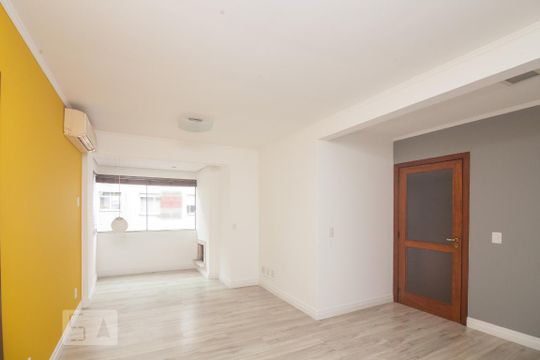 Sala - Vista ampla de apartamento para alugar com 2 quartos, 62m² em Bela Vista, Porto Alegre